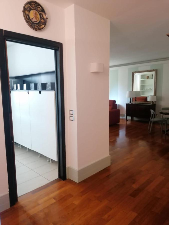Le Finestre Sugli Ulivi Apartment Desenzano del Garda Exterior photo
